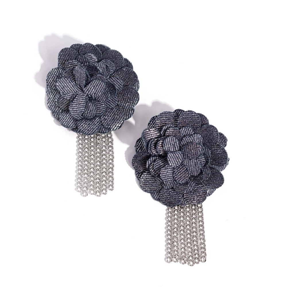 Elegant Silver Floral Earrings